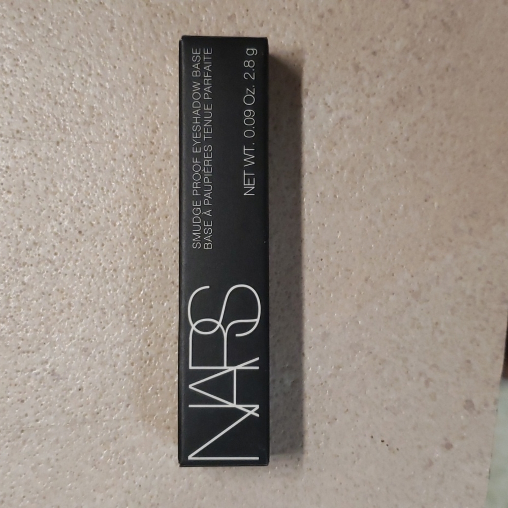Nars Smudge Proof Eyeshadow Base